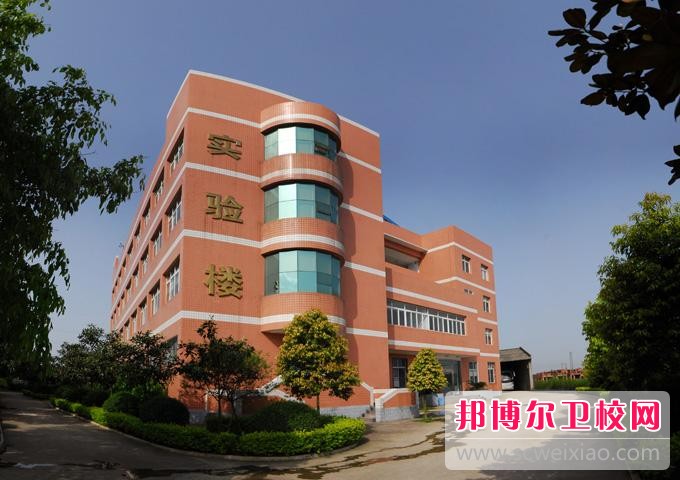 四川省南充衛生學校2018年有哪些專業