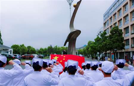 安徽紅十字會衛(wèi)生學(xué)校2019年報名條件、招生要求、招生對象