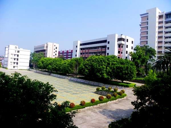 嘉應學院醫學院學校是幾本