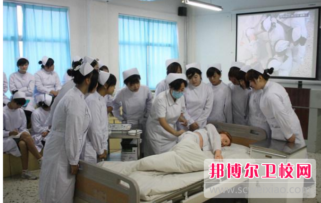 咸陽2021年讀衛?？梢钥即髮W嗎