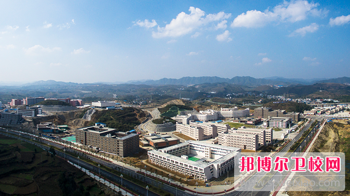 畢節醫學高等專科學校2022年學費、收費多少 