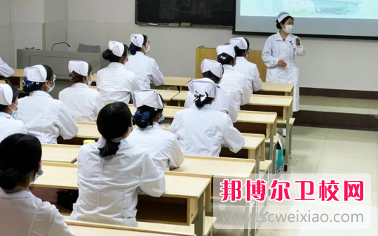 2023年大理衛生學校專業介紹