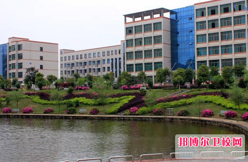 2023年益陽醫學高等?？谱o理學校專業介紹