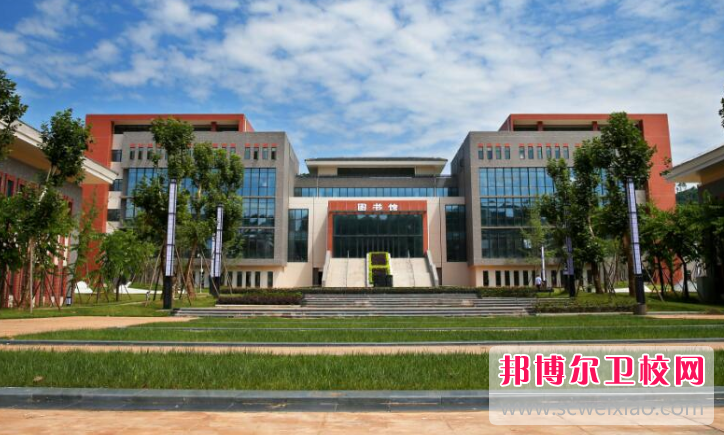 2023年四川在哪里有大專衛校