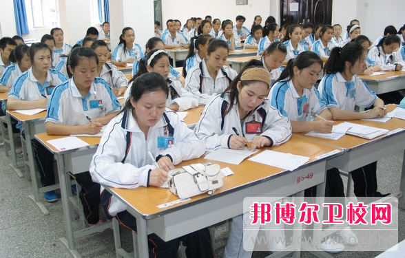 2023新疆排名前六的公辦衛生學校名單