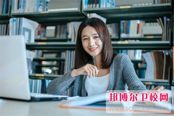 重慶知行衛(wèi)生學(xué)校護理專業(yè)介紹
