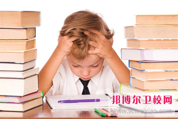 肇慶醫學高等專科學校助產專業介紹