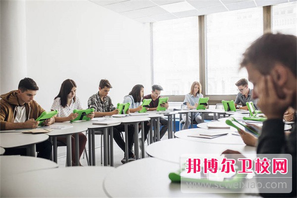 楚雄醫藥高等專科學校口腔醫學技術專業介紹