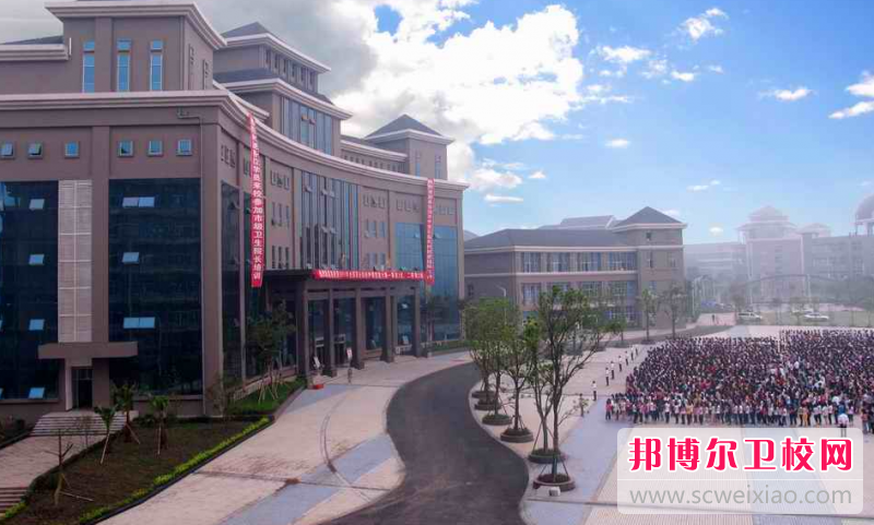 2023年重慶初中生報什么護理學(xué)校好
