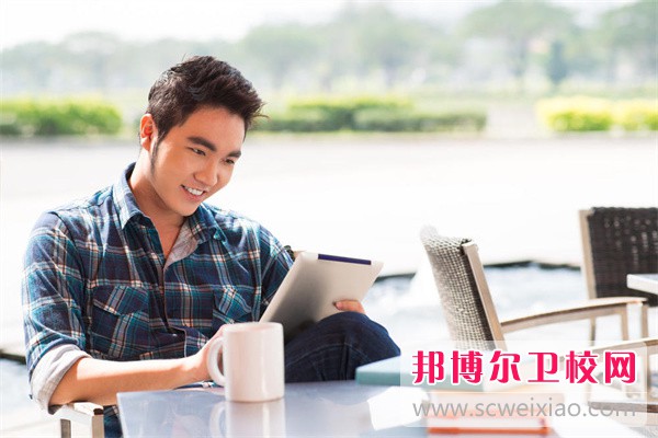 商丘醫(yī)學(xué)高等專科學(xué)校口腔醫(yī)學(xué)專業(yè)介紹
