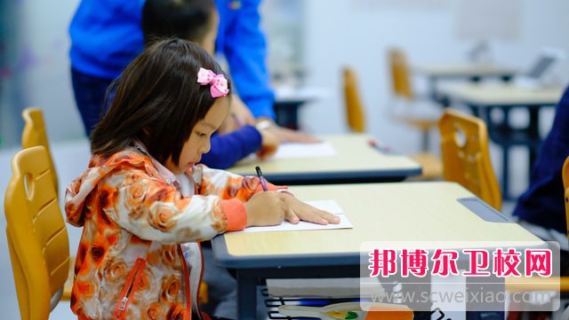 甘肅省衛生學校口腔醫學專業介紹