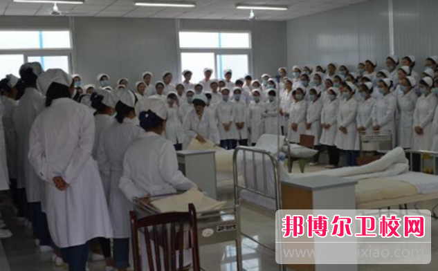 四川2023年女生上護(hù)理學(xué)校學(xué)什么專業(yè)好