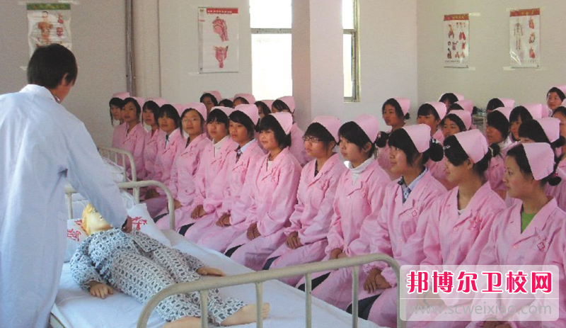 貴州2023年女生學護理學校有沒有前途