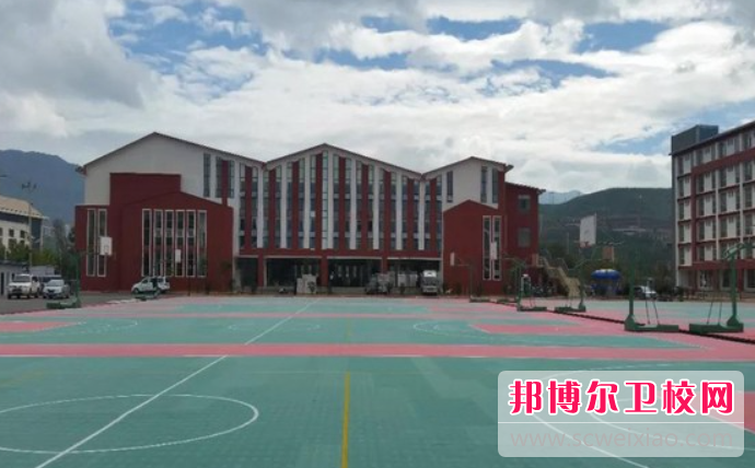 云南2023年讀護理學校要不要分數