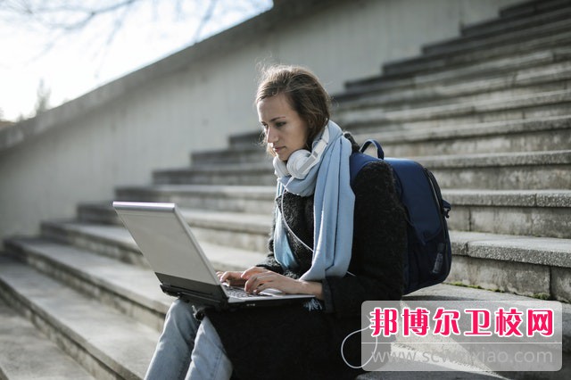 廣西公辦助產(chǎn)護理學(xué)校排名榜（2024最新）
