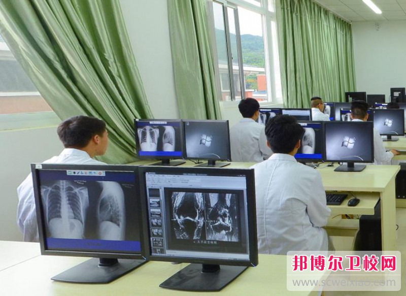 湖南2024年護理學(xué)校大專錄取分?jǐn)?shù)線