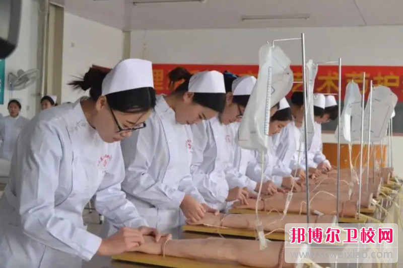 湖南2024年中專護理學校有哪些專業