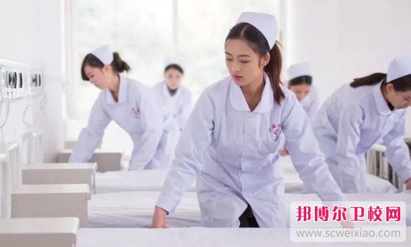 湖南2024年護理學校學什么比較好