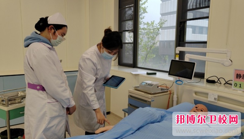 四川2025年讀護理學校有哪些專業