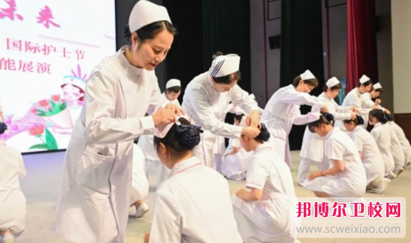 四川2025年護理學校有哪些專業適合女生