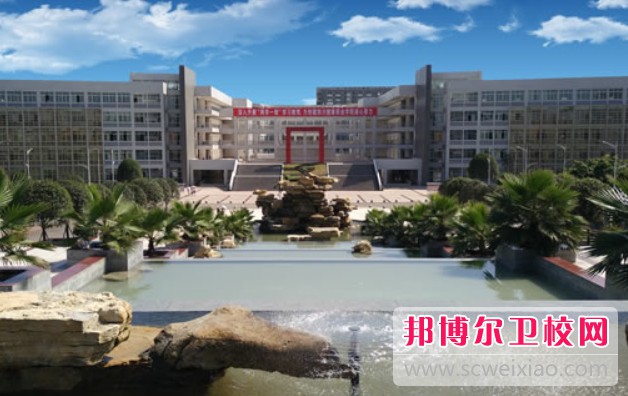 四川2025年女生上什么護理學校好