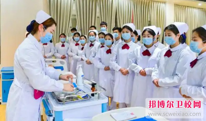 四川2025年護理學校屬于什么學歷
